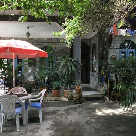 Sacred Valley Inn Pokhara Exterior photo